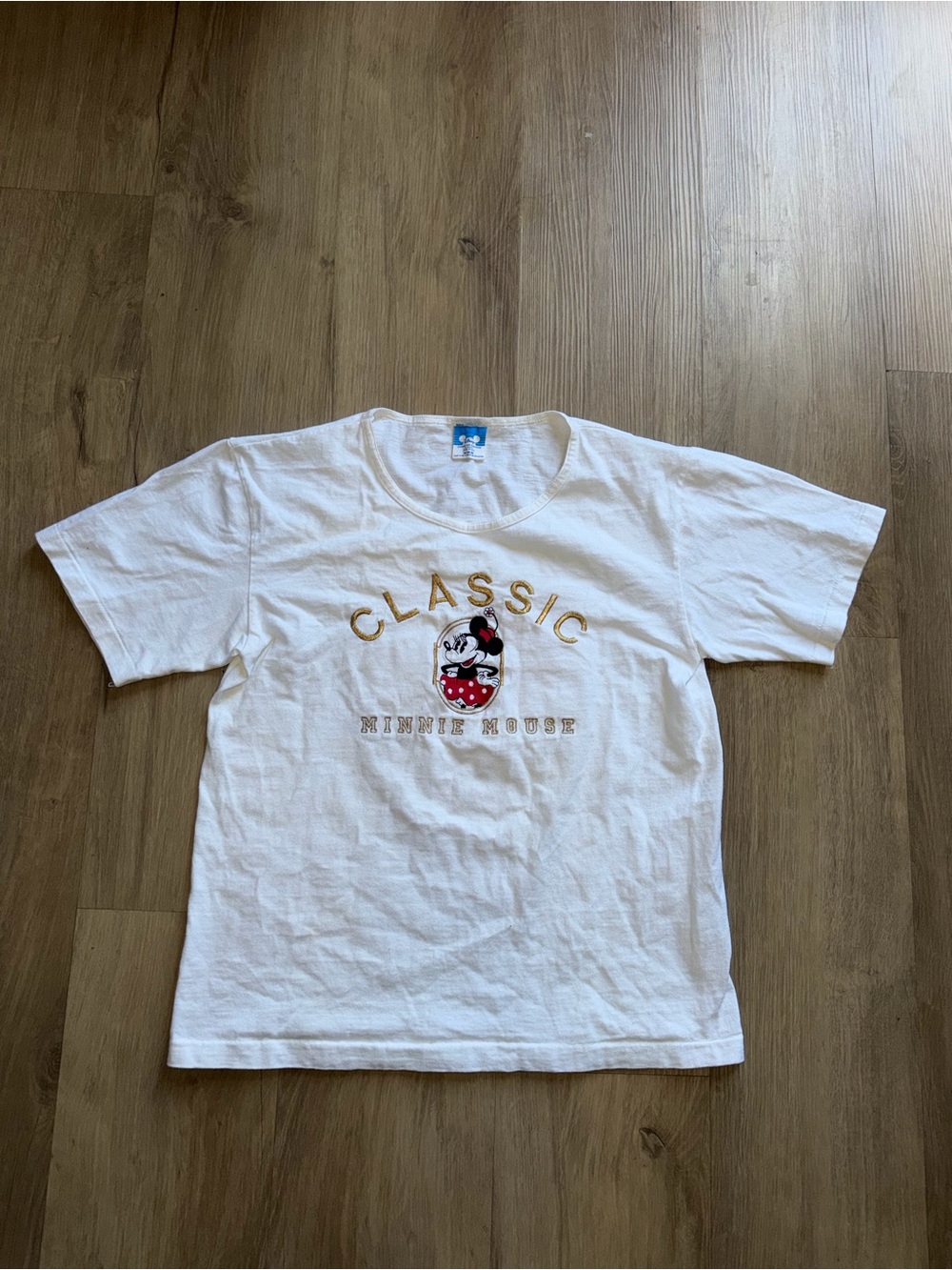Disney White Minnie Mouse 'Classic' Graphic Tee with Red Accent
